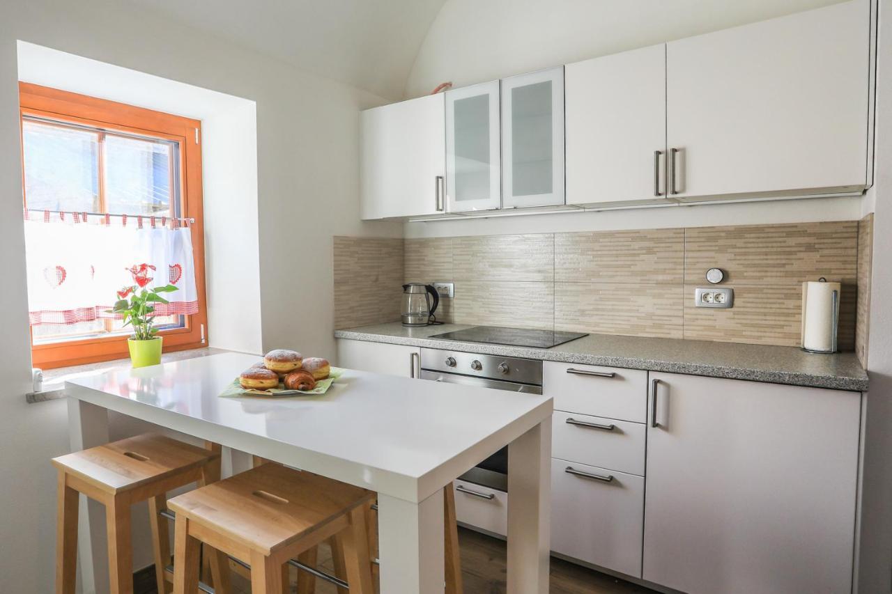 Apartmaji Tina Zgornje Gorje Esterno foto