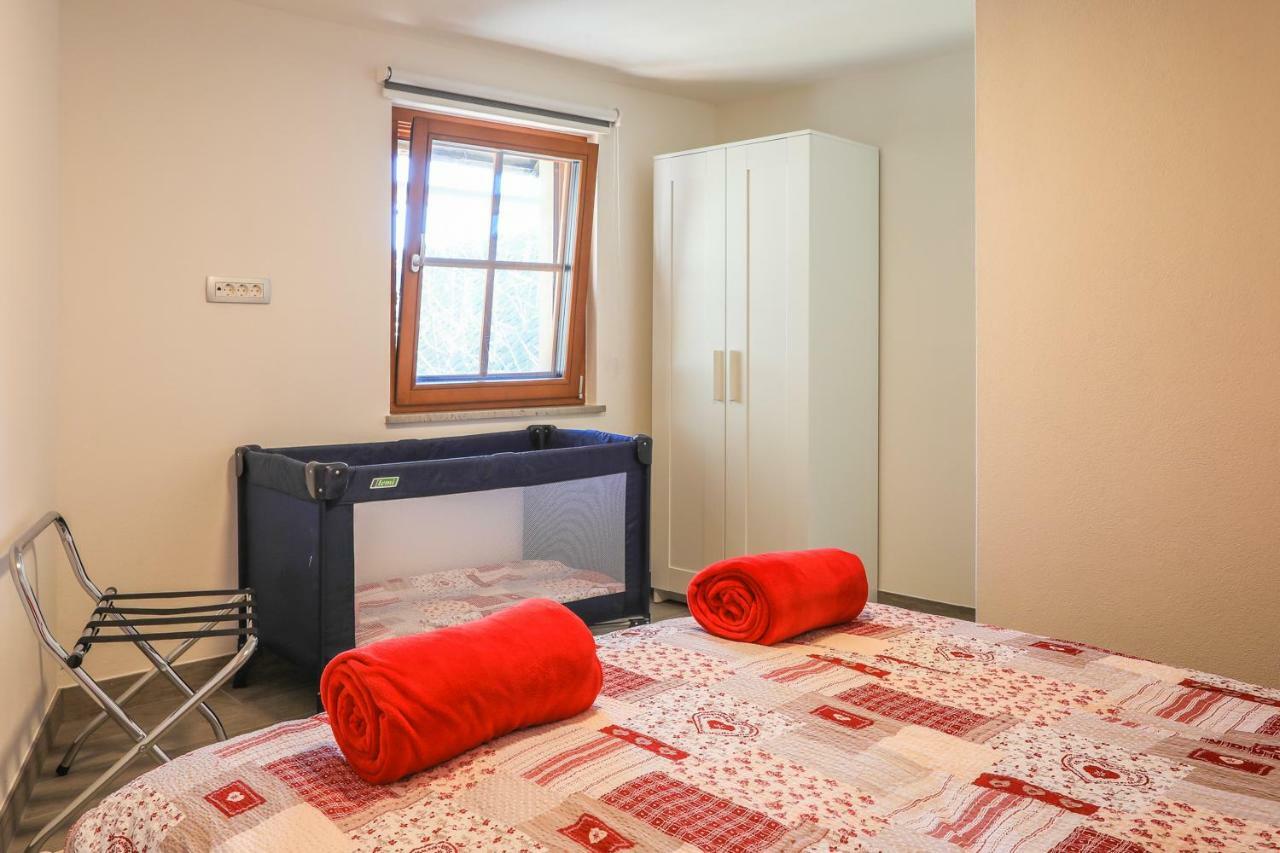 Apartmaji Tina Zgornje Gorje Esterno foto