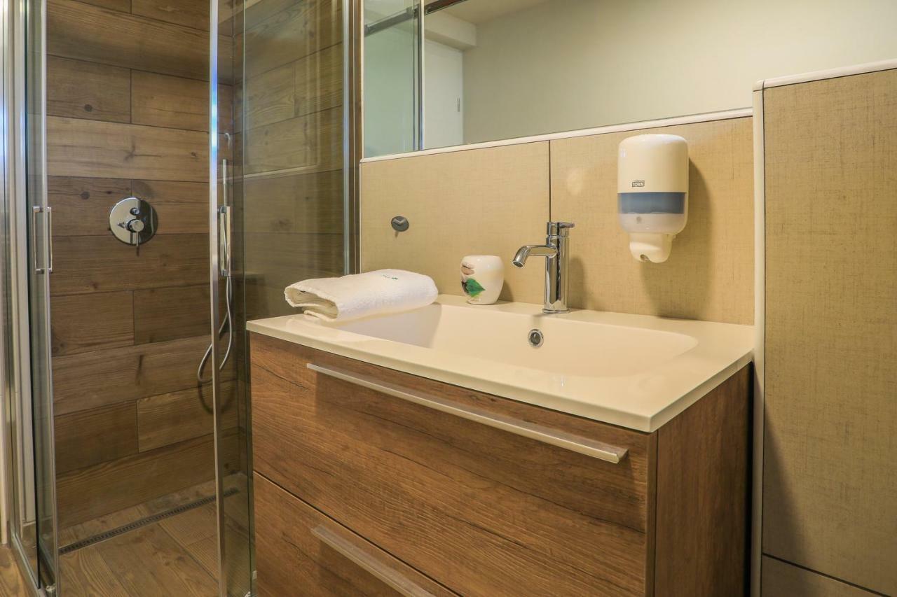 Apartmaji Tina Zgornje Gorje Esterno foto