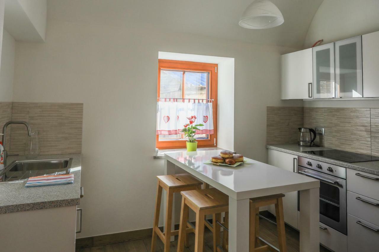 Apartmaji Tina Zgornje Gorje Esterno foto